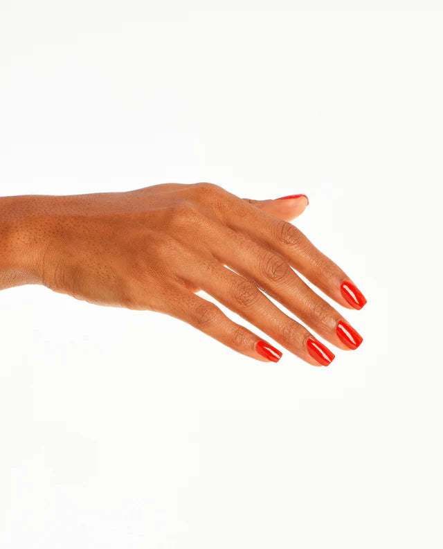 Sơn móng tay OPI NL L22 A THÀNH PHỐ ĐỎ SỐNG ĐỘNG