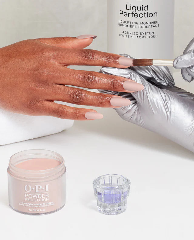 OPI Dip Powder DP SH4 Bare My Soul