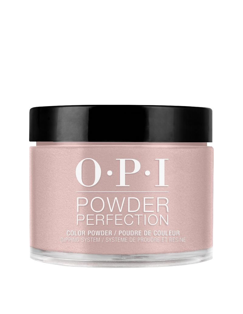 OPI Dip Powder DP E41 Barefoot in Barcelona