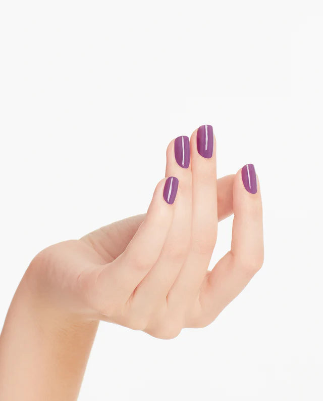 Sơn móng tay OPI NL P35 BÀ HÔN MỘT GÁI GAUCHO