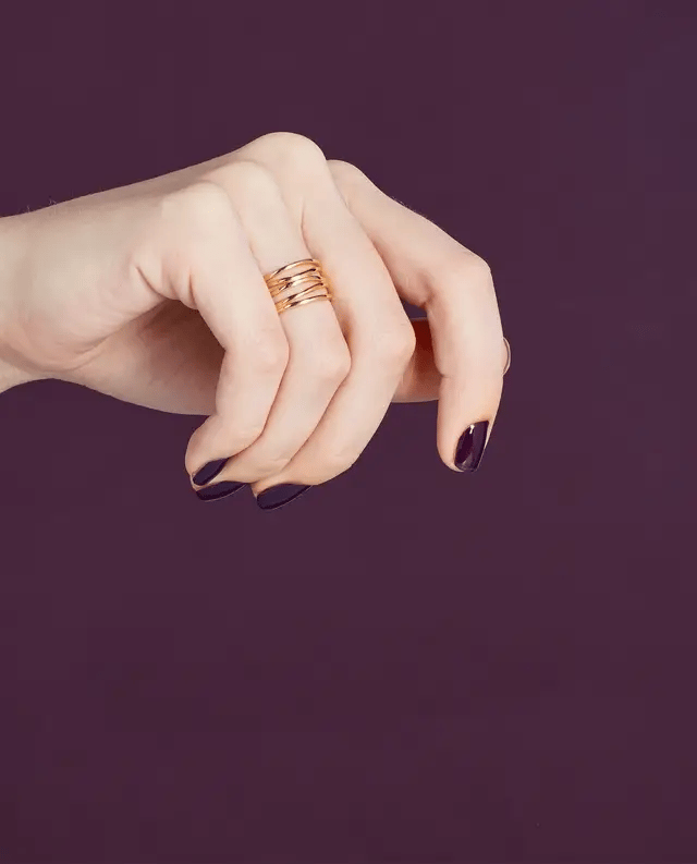 OPI Nail Lacquer NL V35 O SUZI MIO