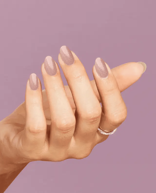 Sơn móng tay OPI NL D50 QUEST FOR QUARTZ